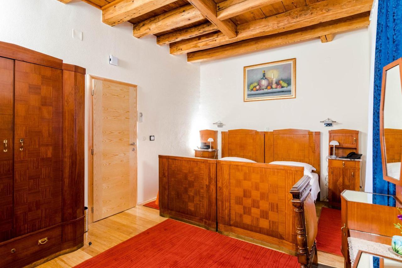 Rooms Miron - Adults Only Sumartin Quarto foto