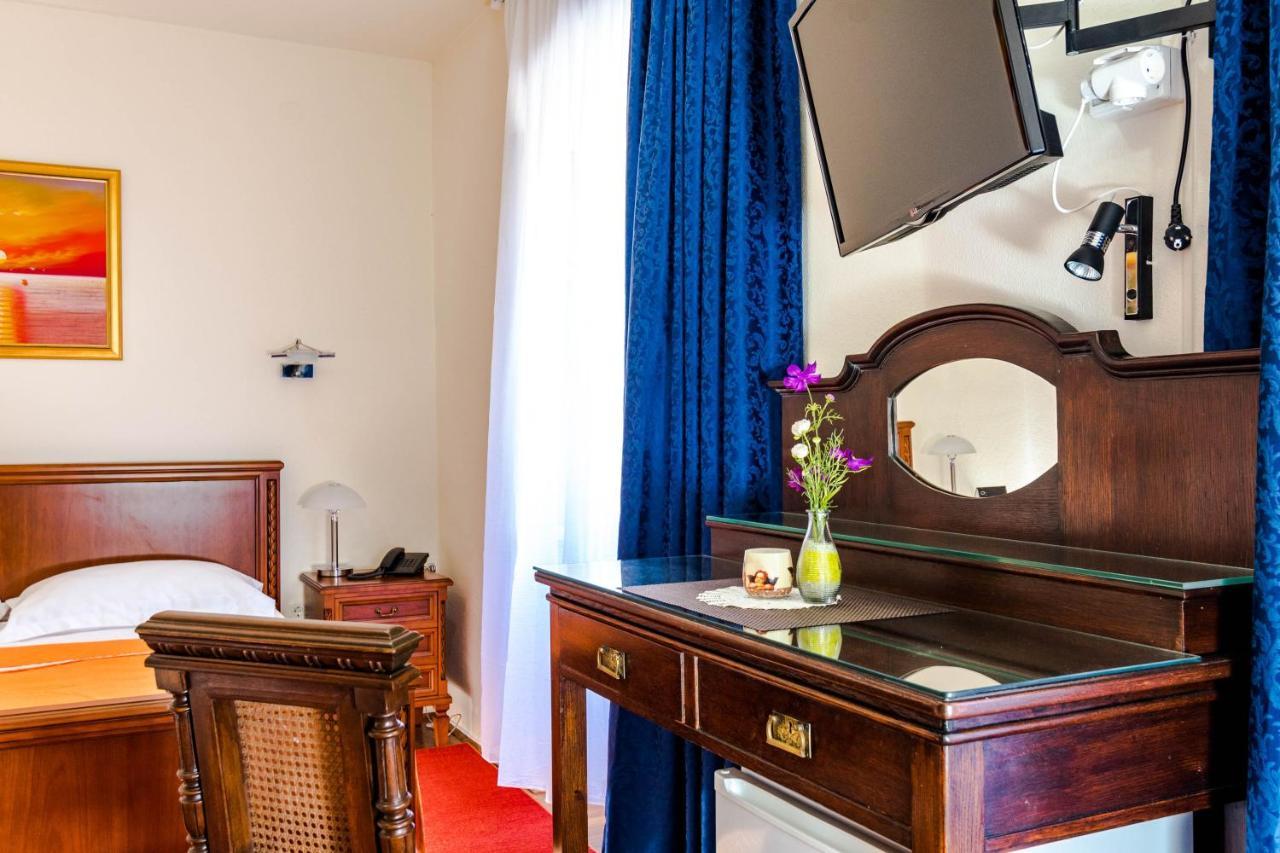 Rooms Miron - Adults Only Sumartin Quarto foto